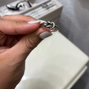 James Avery lovers knot size 7 ring